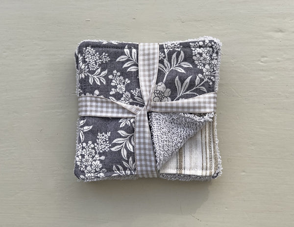Reusable Face Wipes - Grey Floral